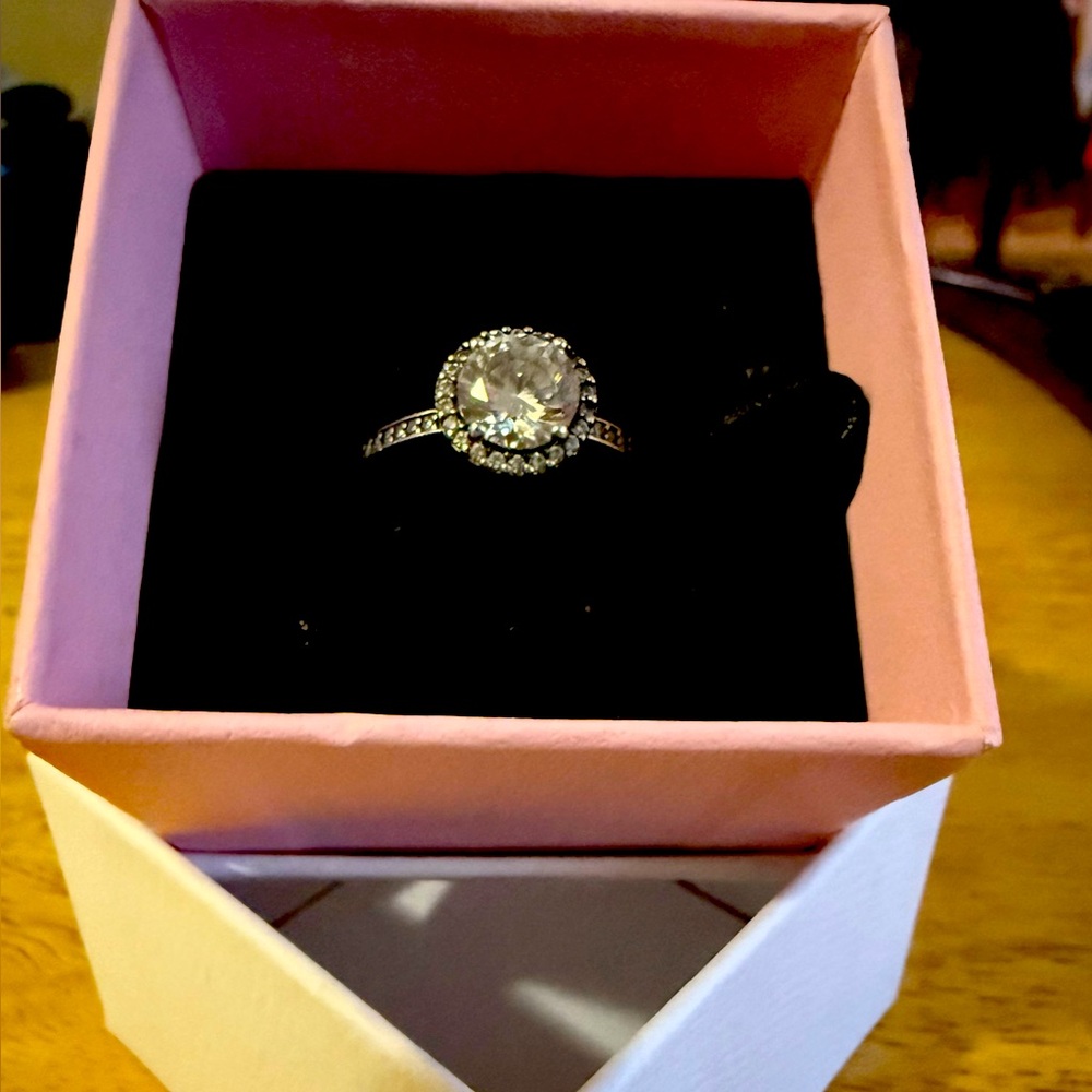 Pandora Round Sparkle Ring Sterling Silver size 56